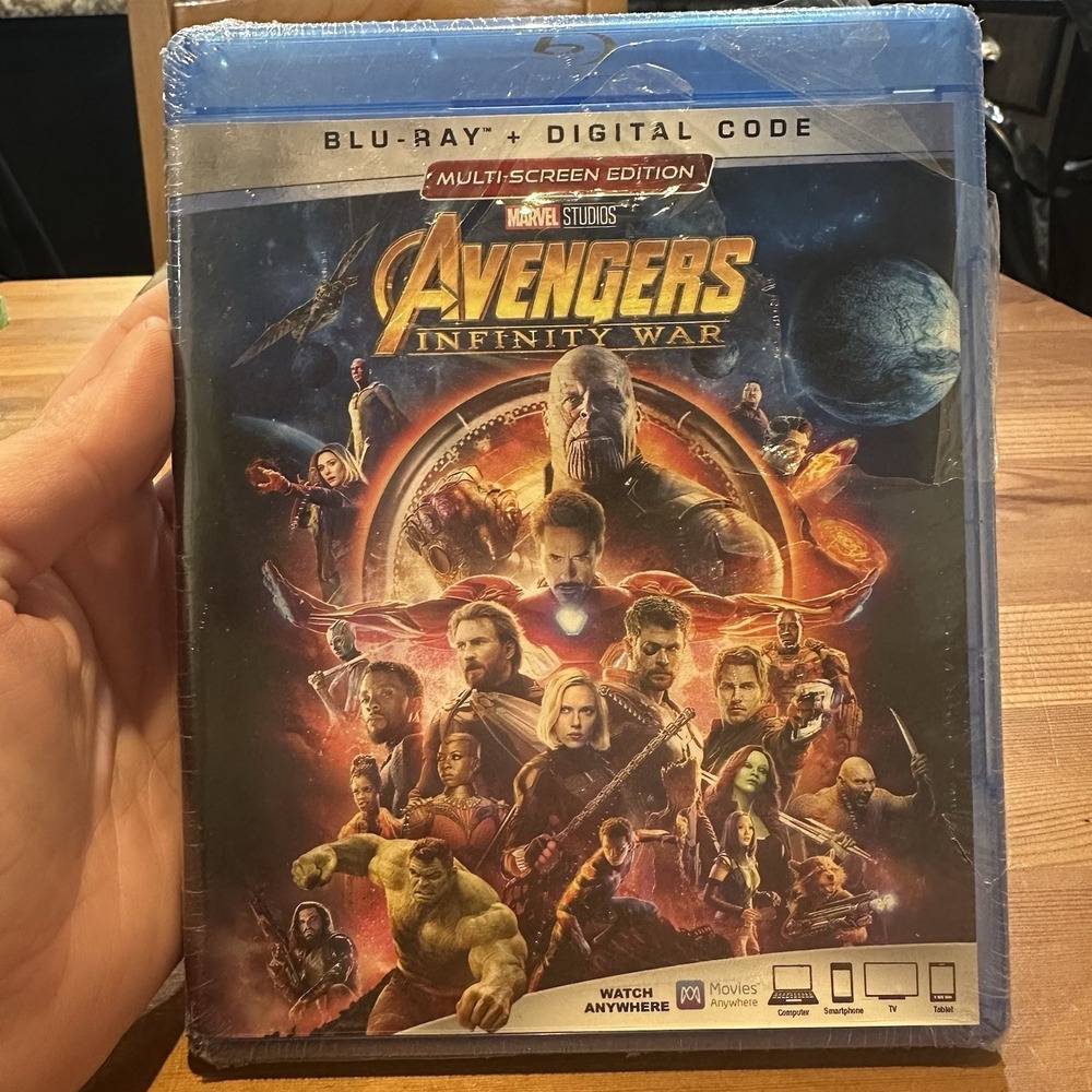 AVENGERS: INFINITY WAR [Blu-ray +‎ digital]